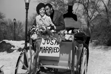 Is Scoey Mitchell Wife Still Alive